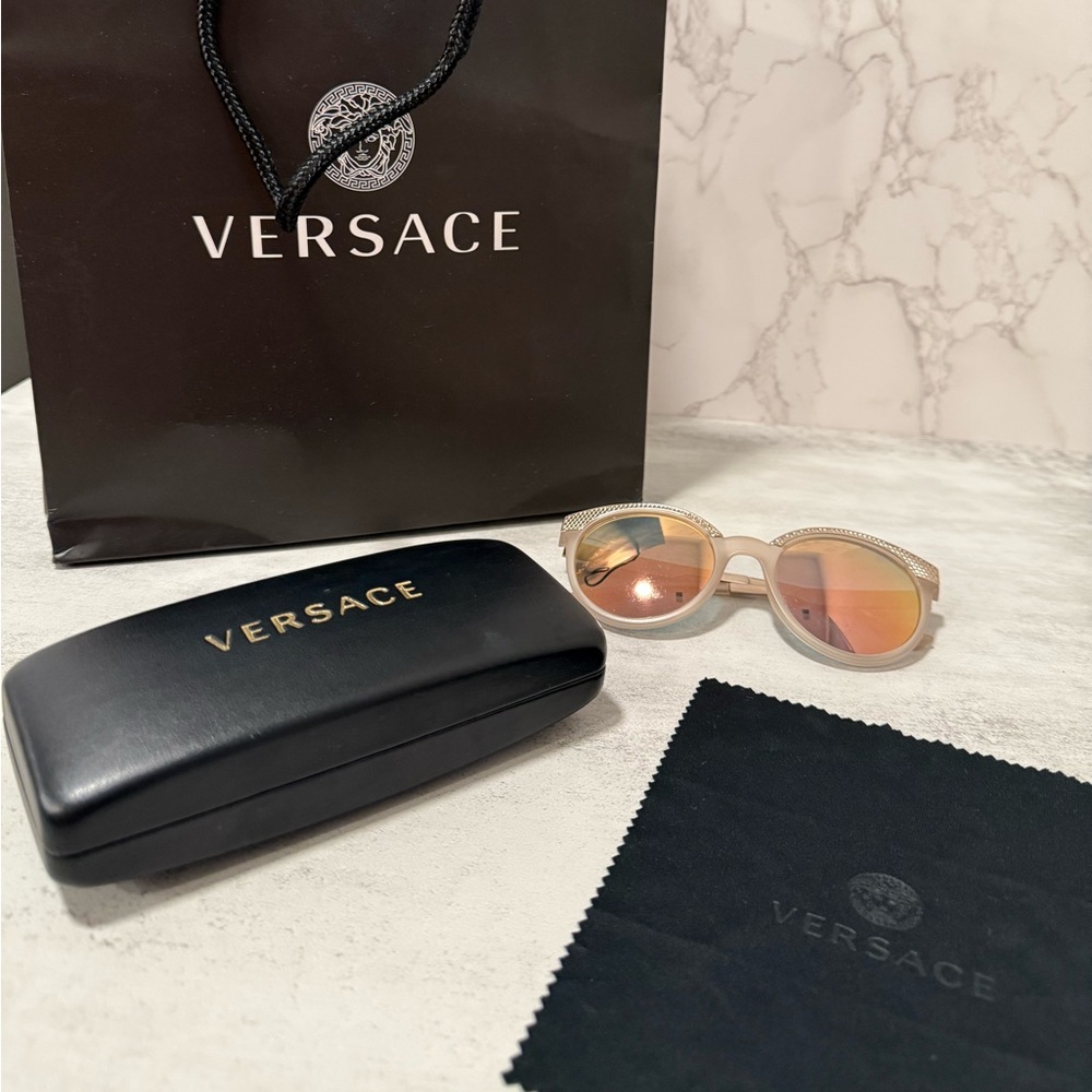 VERSACE ROSE GOLD SUNGLASSES - Picture 2 of 10
